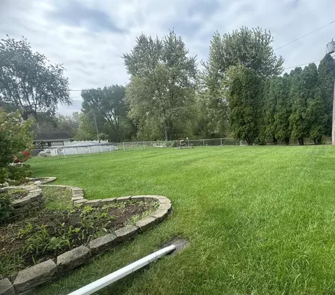 Exterior - 259 Walnut Ln, Crown Point, IN 46307 photo 6 of 8