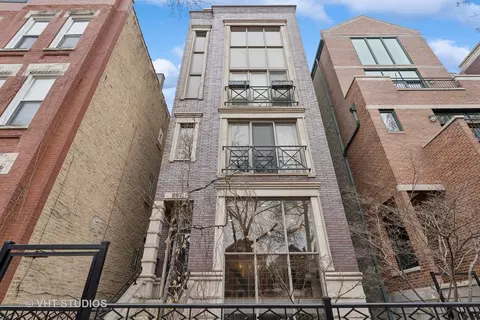 867 N Hermitage Ave #1, Chicago, IL 60622