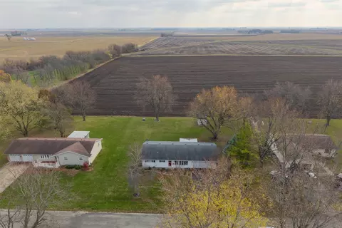 310 W Cleveland St, Cullom, IL 60929 photo 31
