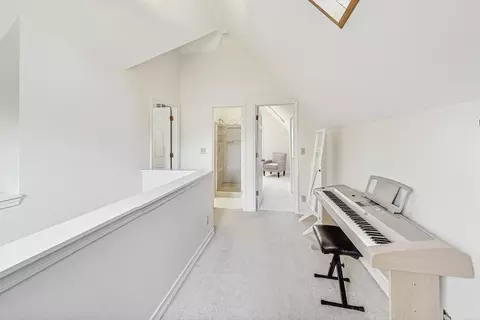 Entry Way - 725 Augusta Ave, Elgin, IL 60120 photo 2 of 2