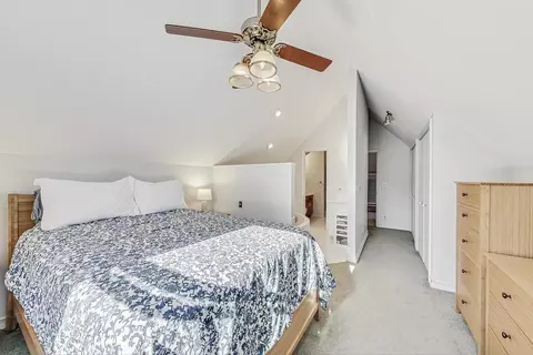 Bedroom - 725 Augusta Ave, Elgin, IL 60120 photo 4 of 4
