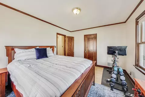 Bedroom - 725 Augusta Ave, Elgin, IL 60120 photo 2 of 4