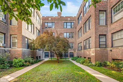 5337 S Cornell Ave #2, Chicago, IL 60615