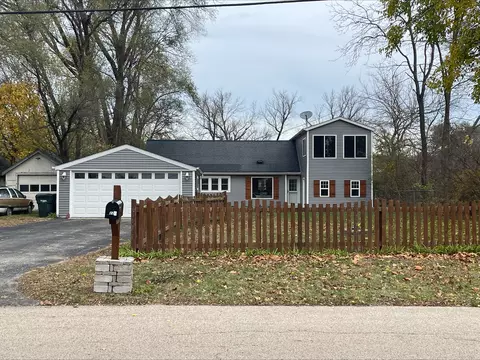 2220 Will James Rd, Rockford, IL 61109
