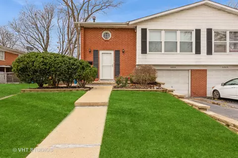 6804 Valley View Rd, Hanover Park, IL 60133