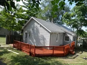 Exterior - 230 E Illinois St, Lemont, IL 60439 photo 2 of 6