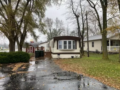 302 Oak St, Braidwood, IL 60408 photo 6
