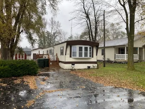 302 Oak St, Braidwood, IL 60408