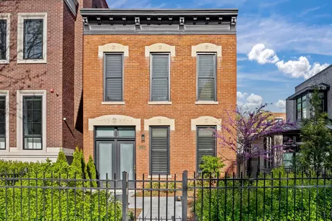 2135 N Clifton Ave, Chicago, IL 60614