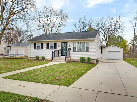 320 Boulevard St, Sandwich, IL 60548