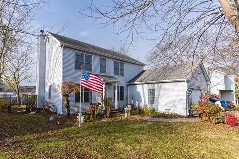 1431 Dawngate Dr, Belvidere, IL 61008