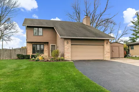 1530 Sunset Dr, Schaumburg, IL 60193