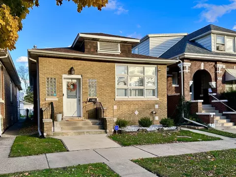 1417 Clinton Ave, Berwyn, IL 60402
