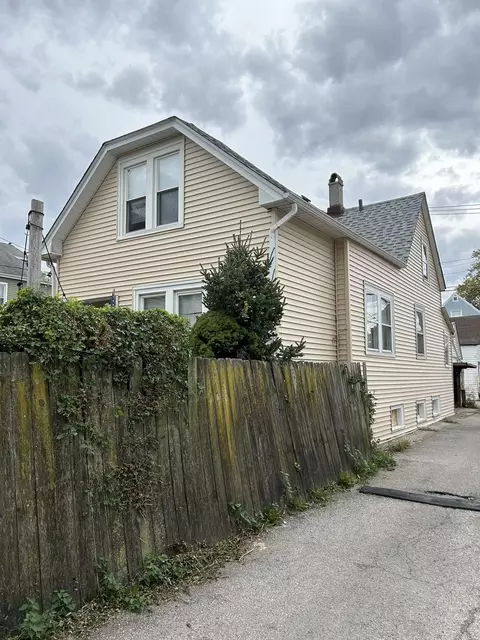 2542 N Long Ave, Chicago, IL 60639
