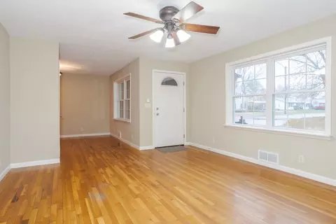 1009 Mcgregor St, Bloomington, IL 61701 photo 29