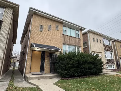 7443 S Rockwell St, Chicago, IL 60629