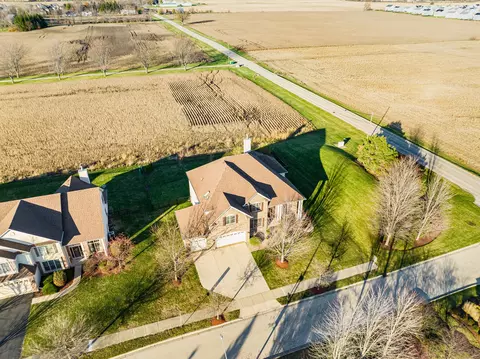 View/Area - 26000 W Chatham Dr, Plainfield, IL 60585 photo 1 of 10