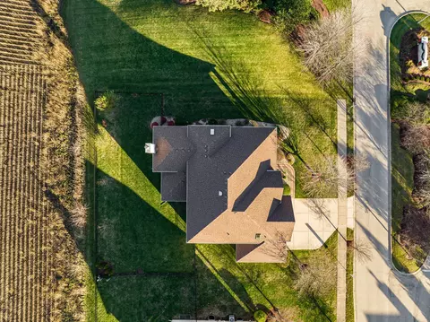 View/Area - 26000 W Chatham Dr, Plainfield, IL 60585 photo 6 of 10