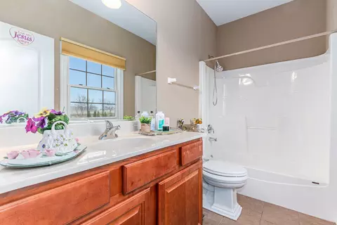 Bath - 26000 W Chatham Dr, Plainfield, IL 60585 photo 1 of 5