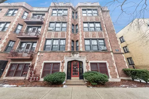2210 E 69th St #3, Chicago, IL 60649
