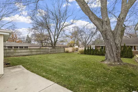 603 E 2nd St, Lockport, IL 60441 photo 18