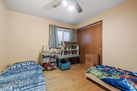 603 E 2nd St, Lockport, IL 60441 photo 9