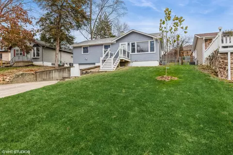 33043 N John Mogg Rd, Grayslake, IL 60030