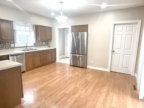 1133 Plain St, Peru, IL 61354 photo 5