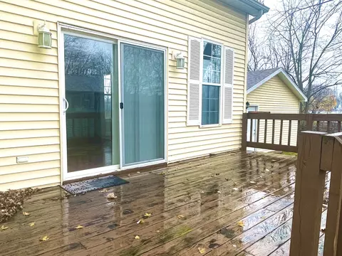 1133 Plain St, Peru, IL 61354 photo 9