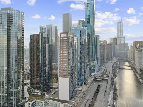 450 E Waterside Dr #2805, Chicago, IL 60601 photo 2