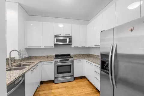 450 E Waterside Dr #2805, Chicago, IL 60601 photo 8