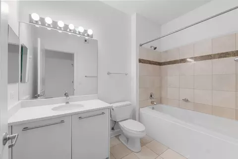 450 E Waterside Dr #2805, Chicago, IL 60601 photo 29