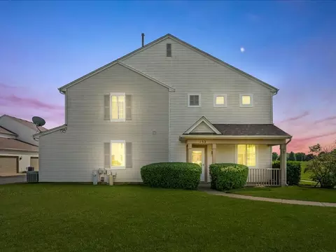132 Azalea Cir, Romeoville, IL 60446