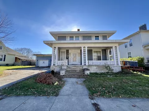 207 E Lincoln St, Hoopeston, IL 60942