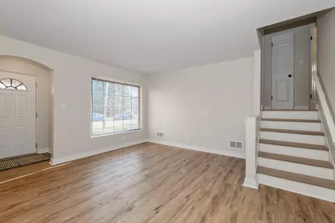 Living - 4140 Custer Ave, Brookfield, IL 60513 photo 2 of 3