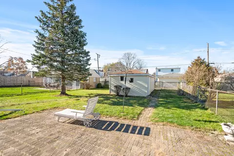 Exterior - 4140 Custer Ave, Brookfield, IL 60513 photo 4 of 7