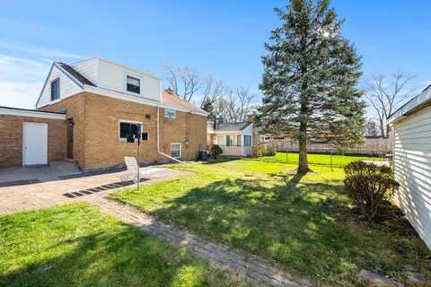 Exterior - 4140 Custer Ave, Brookfield, IL 60513 photo 6 of 7