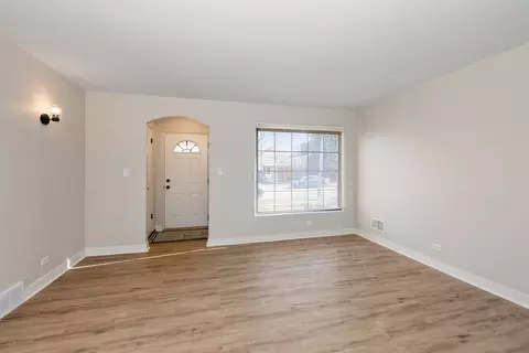 Living - 4140 Custer Ave, Brookfield, IL 60513 photo 1 of 3