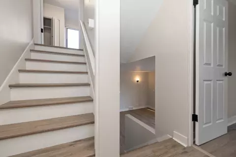 Entry Way - 4140 Custer Ave, Brookfield, IL 60513 photo 1 of 2