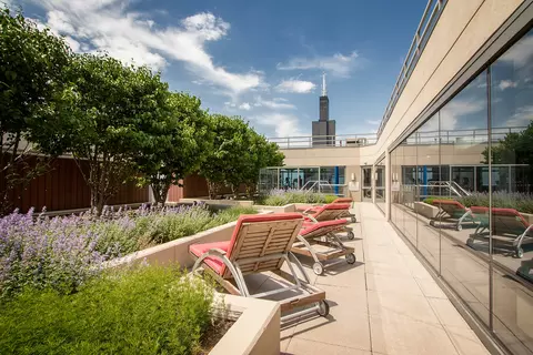 Exterior - 65 E Monroe St #4604, Chicago, IL 60603 photo 2 of 4