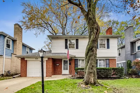 624 S Walnut Ave, Arlington Heights, IL 60005