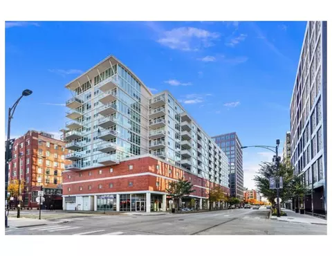 909 W Washington Blvd #1002, Chicago, IL 60607
