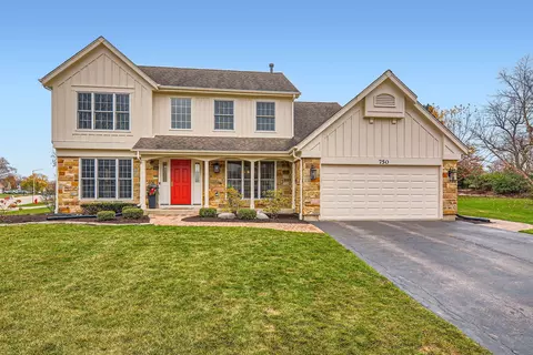 750 Warwick Ct, Lake Zurich, IL 60047