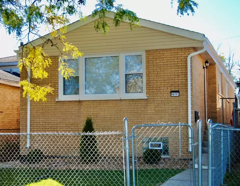 9610 S Yale Ave, Chicago, IL 60628