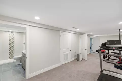 Entry Way - 1508 Wesley Ave, Berwyn, IL 60402 photo 6 of 11