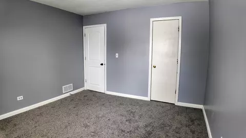 Bedroom - 1621 Juneway Ter, Round Lake Beach, IL 60073 photo 2 of 3