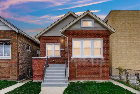 7605 Roosevelt Rd, Forest Park, IL 60130