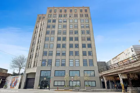 1550 S Blue Island Ave #303, Chicago, IL 60608