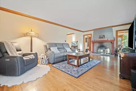 1904 E Oakland Ave, Bloomington, IL 61701 photo 5