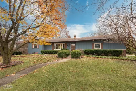 1640 Kaylee Ct, Sycamore, IL 60178